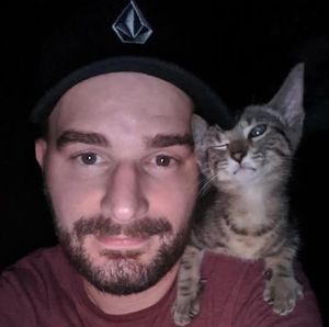 Meet your Posher, Adam